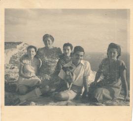 Loulou Pizzuto and friends at Dingli Cliffs