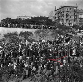 A crowd attending a demonstration of Archbishop Gonzi