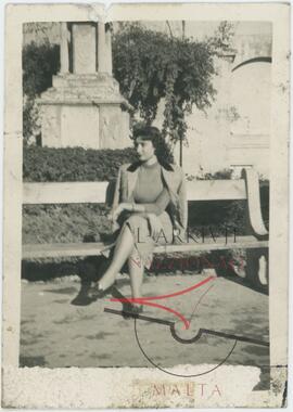 Photo of a woman at Upper Barrakka Gardens