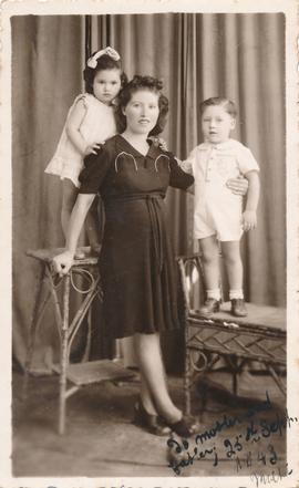 Jean Borg, Anne Despott and Maurice Despott posing for a photograph