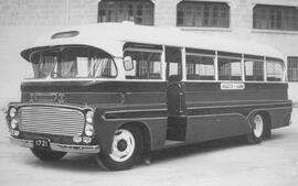 Initial Exam front nearside view of the 4th generation of bus 1721