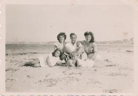 Despott family members with an Italian prisoner of war