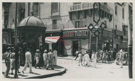 People in the street, Valletta