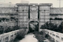 Fort Chambray - Fortifications - Main Gate