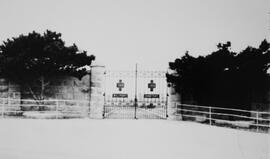 Cimiterju militari fl-Ghadira l-Mellieha