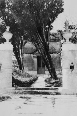 Il-kappella fic-cimiterju tar-Rabat