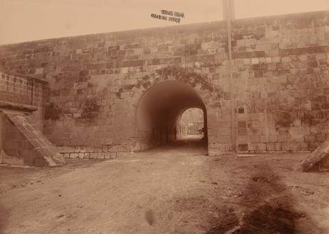 Open original Digital object