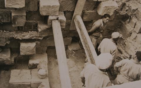 Open original Digital object